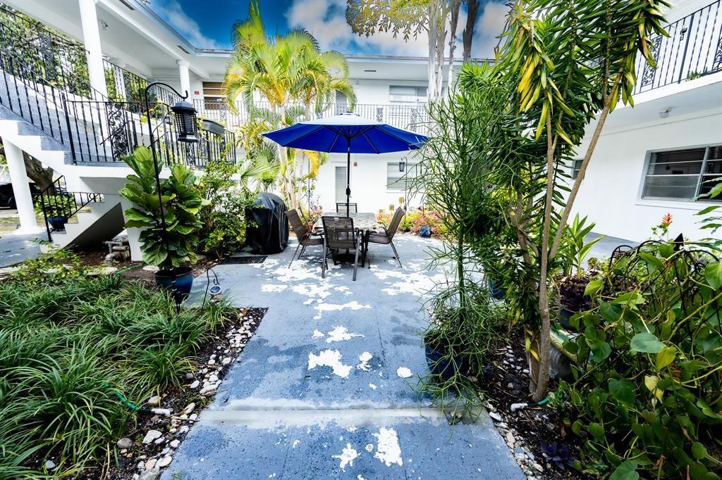 3515 Van Buren St 105A