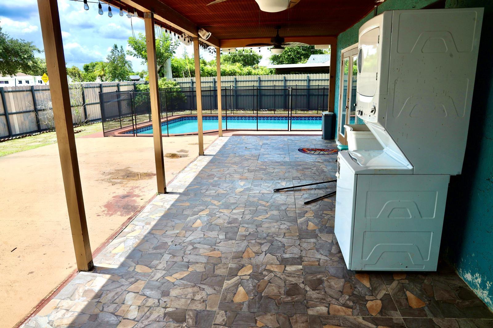 2910 NW 53rd Ter