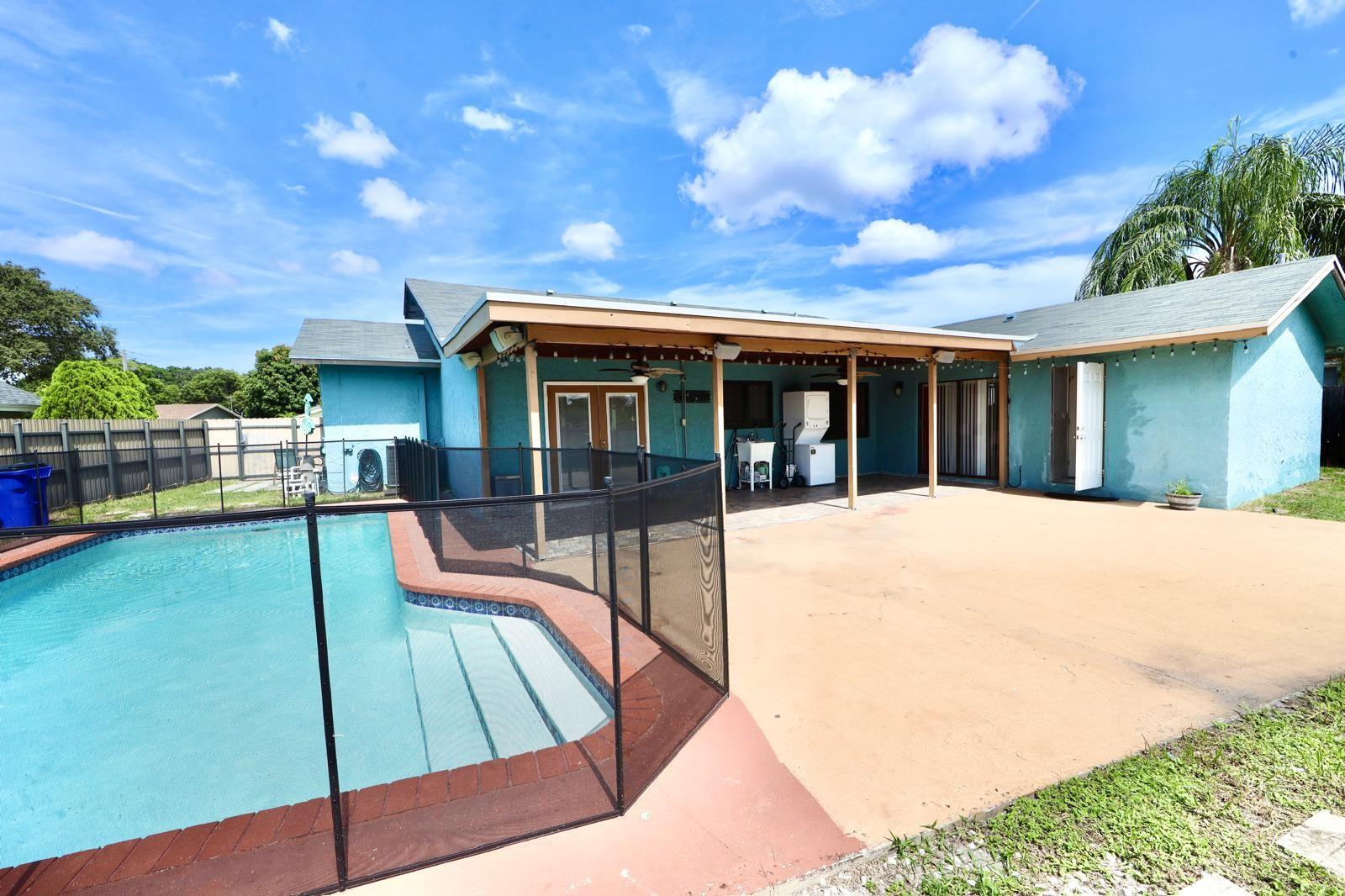 2910 NW 53rd Ter