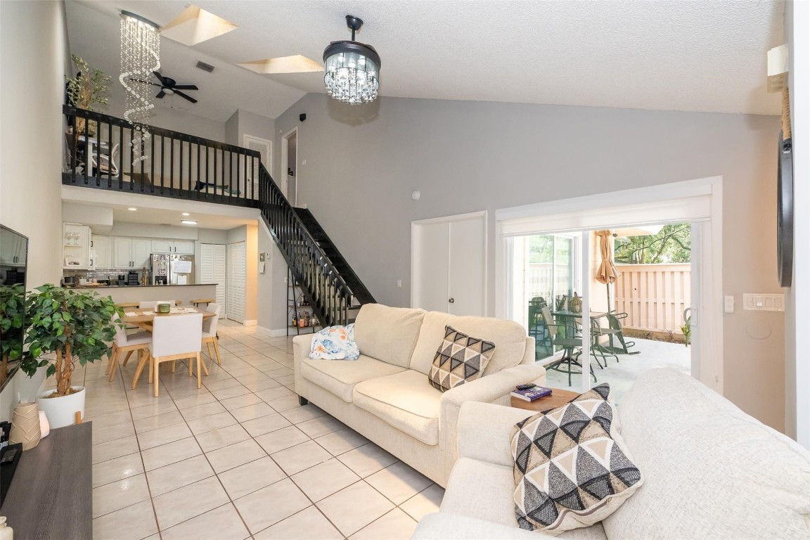 2010 Winners Cir 2010