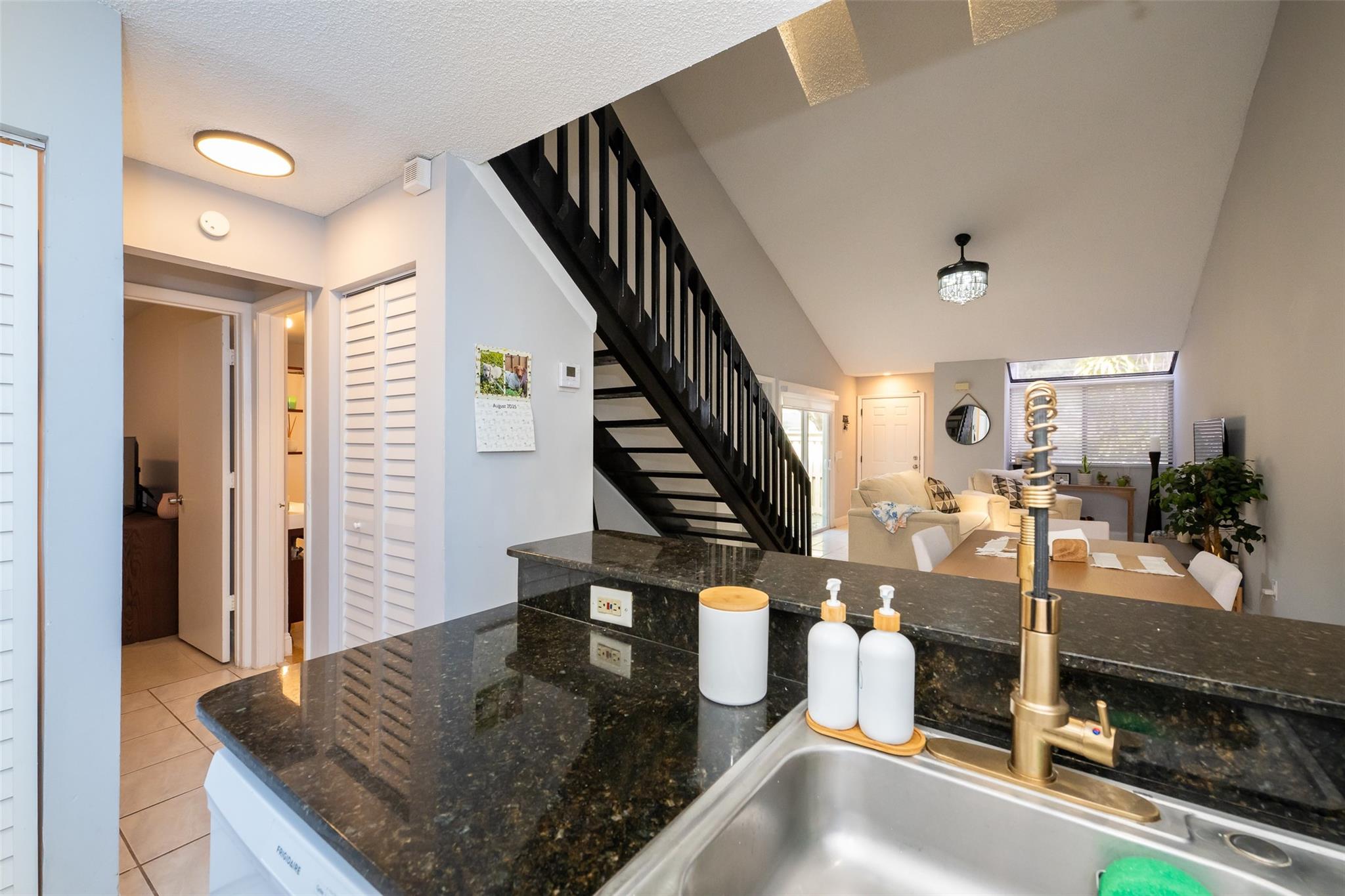 2010 Winners Cir 2010