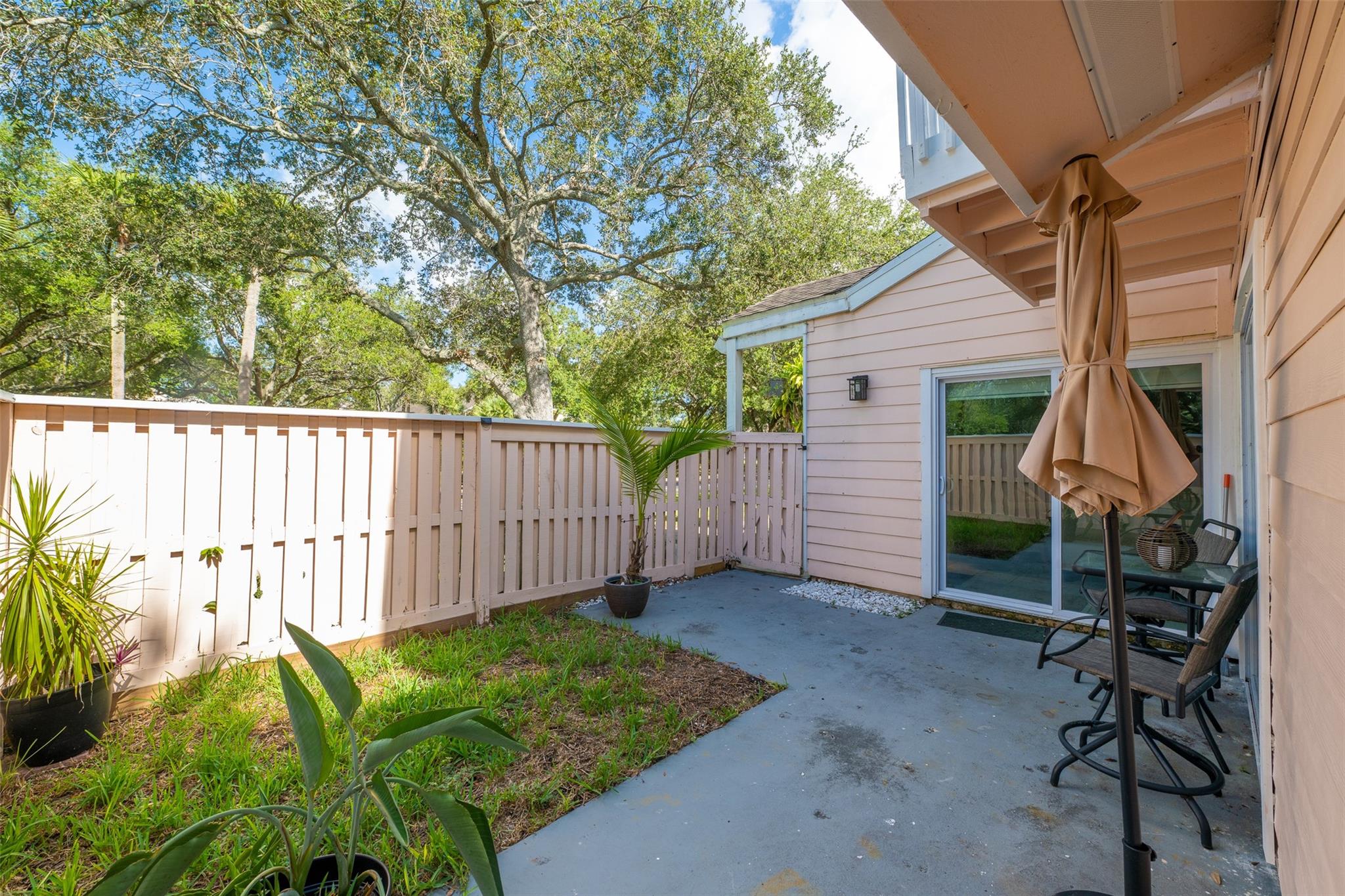 2010 Winners Cir 2010