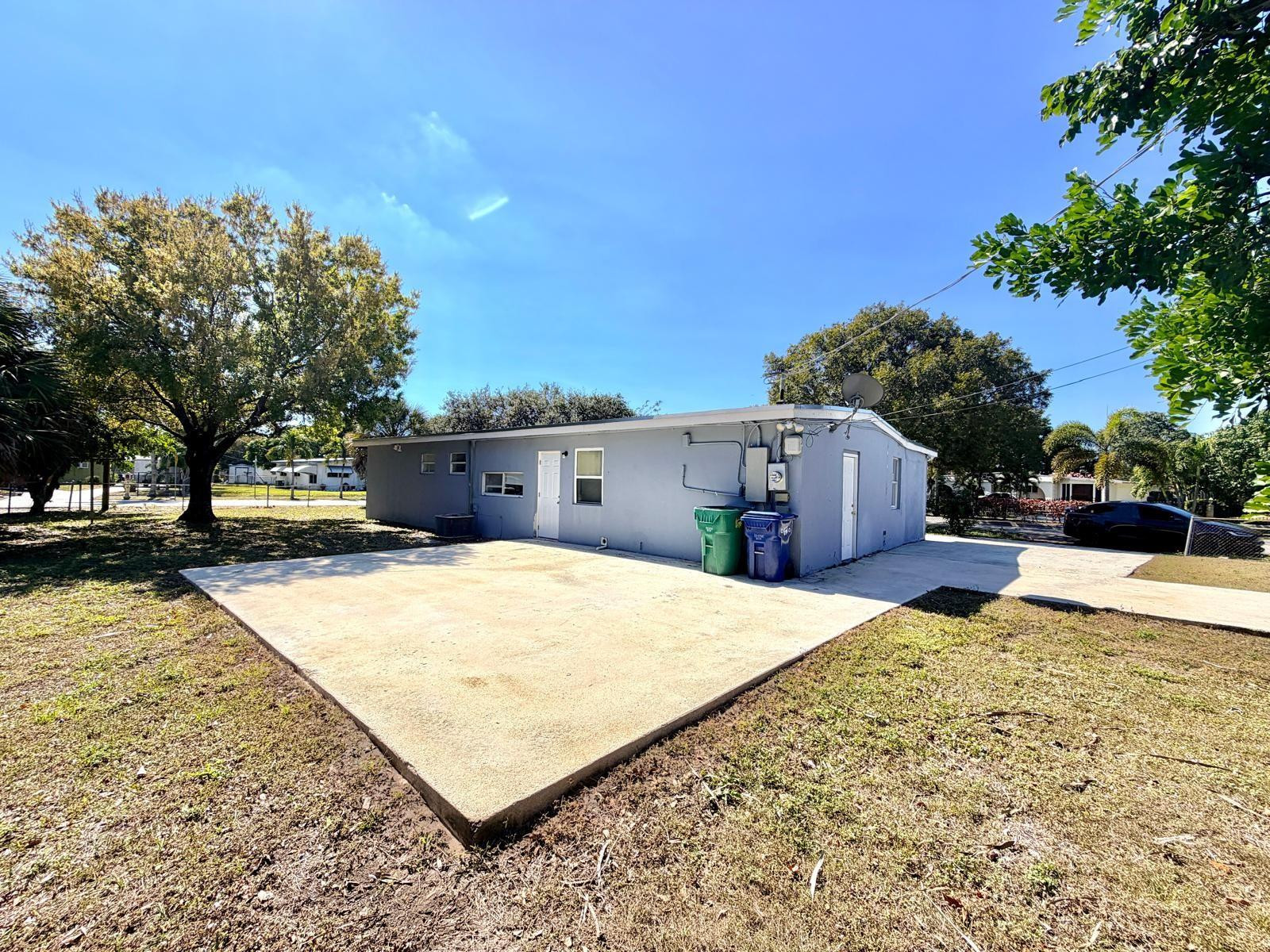 205 NW 33rd Ave