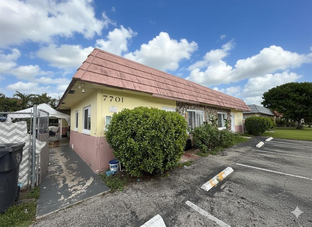 7701 SW 10th Street C, Pompano Beach Unit: C