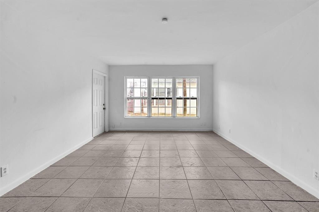 5748 NW 27th Court, Fort Lauderdale