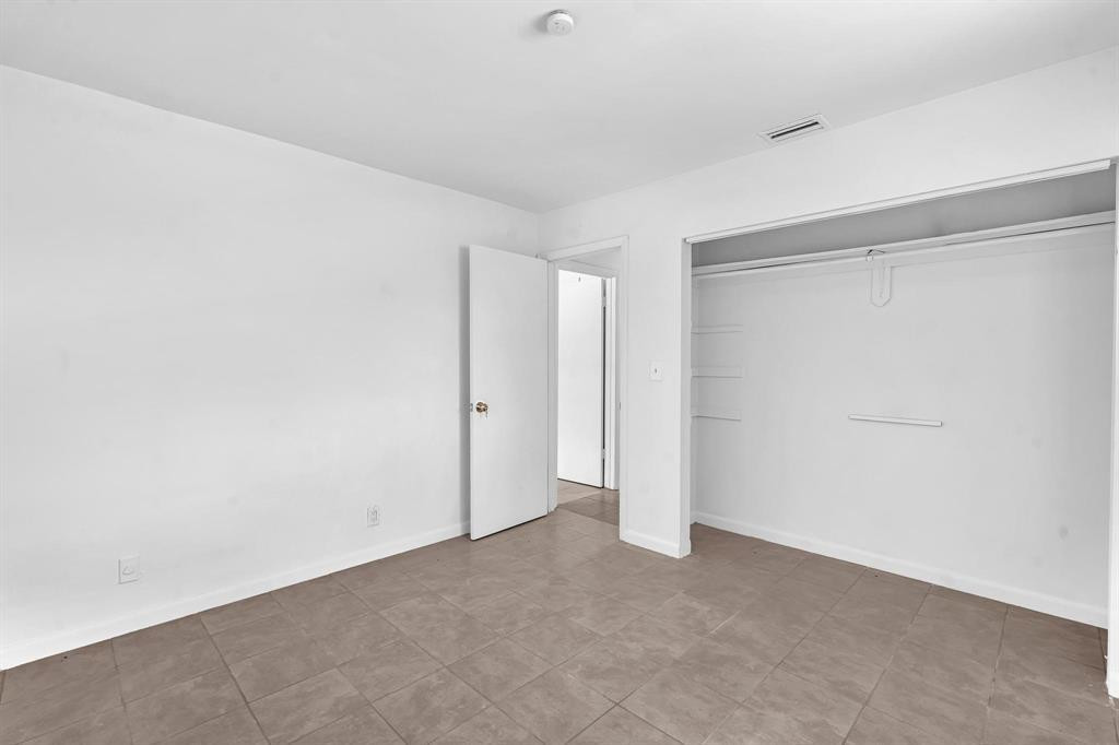 5748 NW 27th Court, Fort Lauderdale