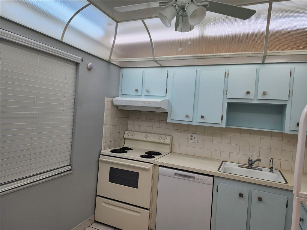 1005 Country Club Drive 207