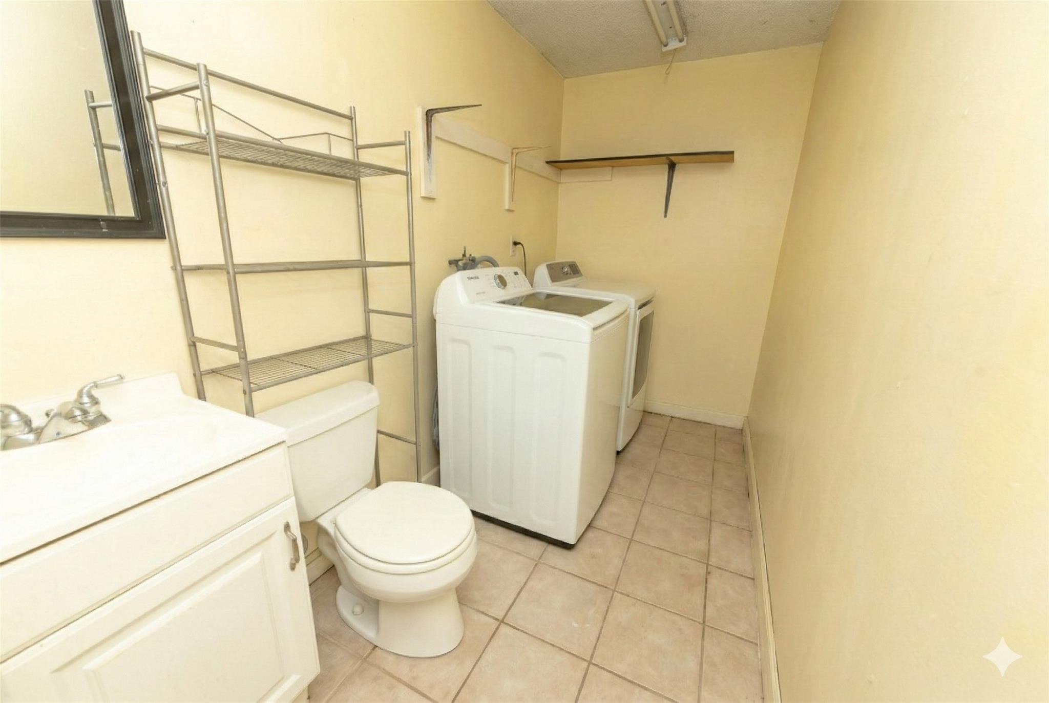 4404 NW 75th Terrace