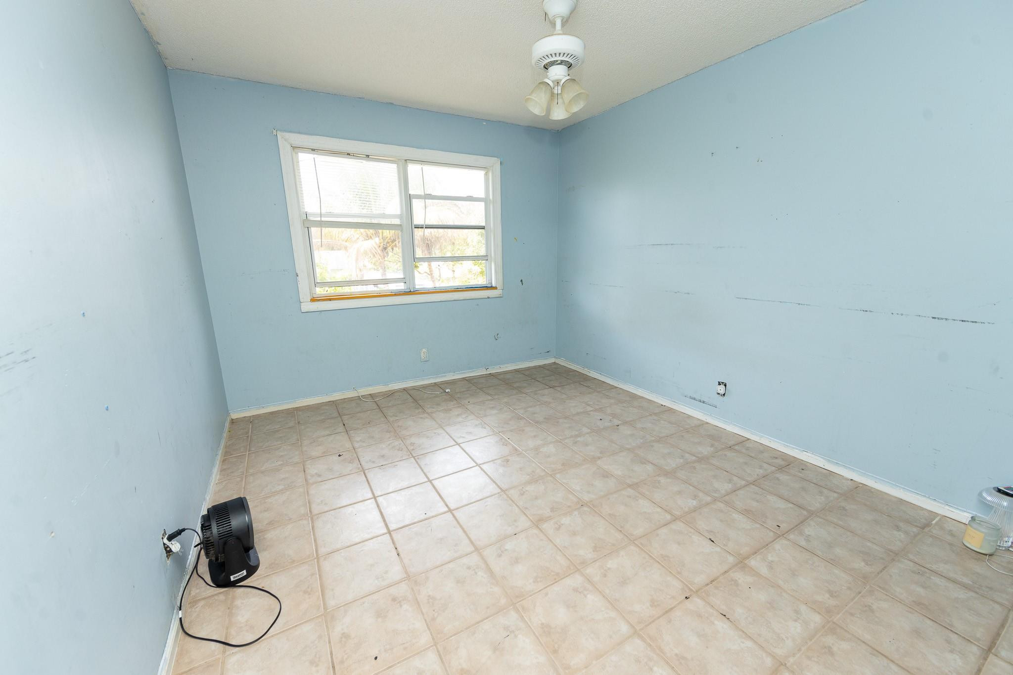 4404 NW 75th Terrace