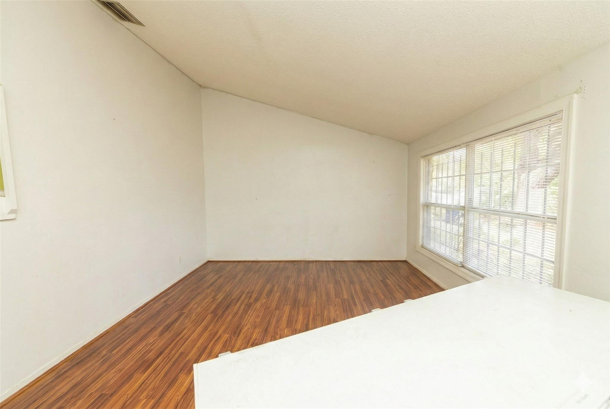 4404 NW 75th Terrace