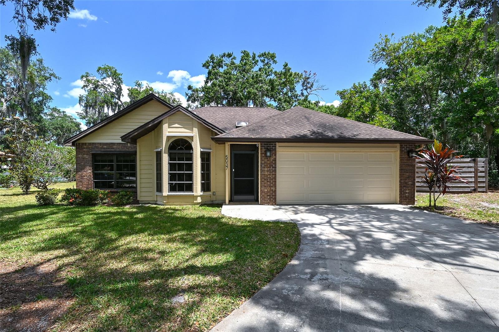 5037 80TH AVENUE PLZ E