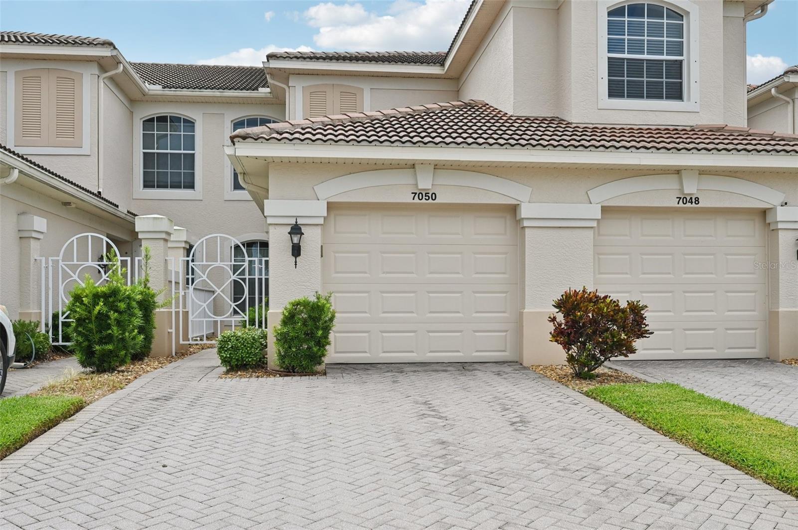7050 PROSPERITY CIR #904