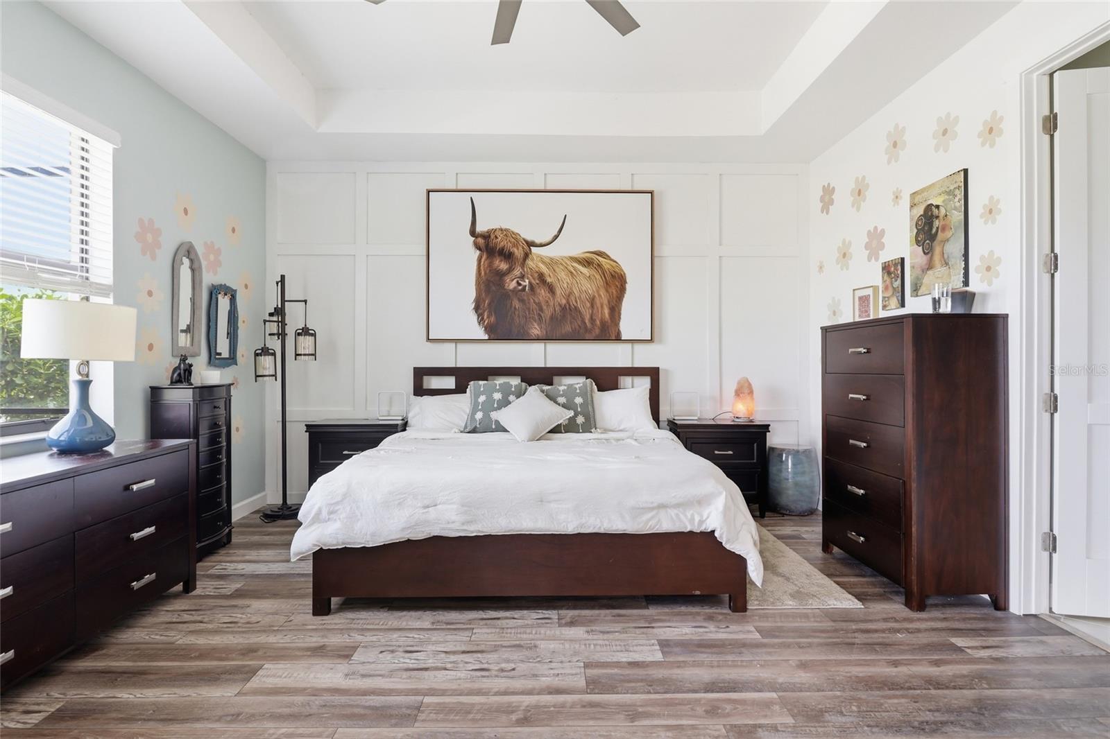 15505 WHITE LINEN DR