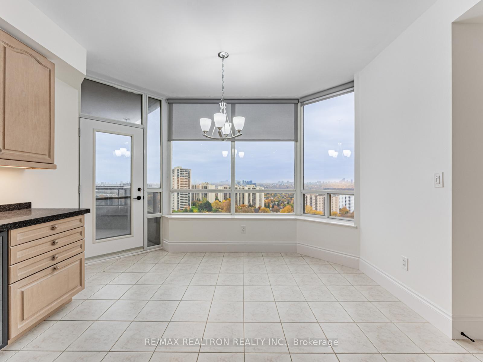 89 Skymark Drive 2107