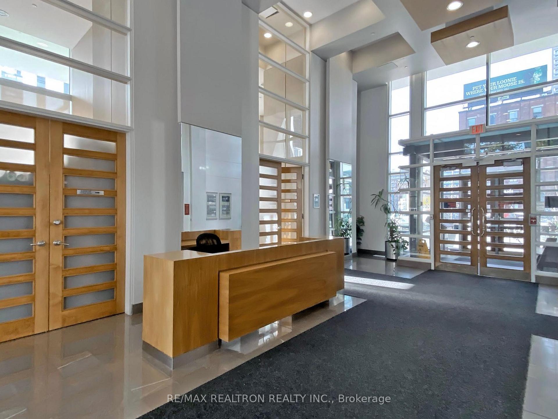 397 Front Street W 2706