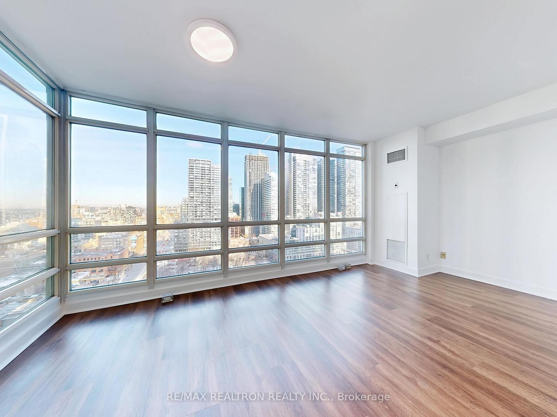 397 Front Street W 2706