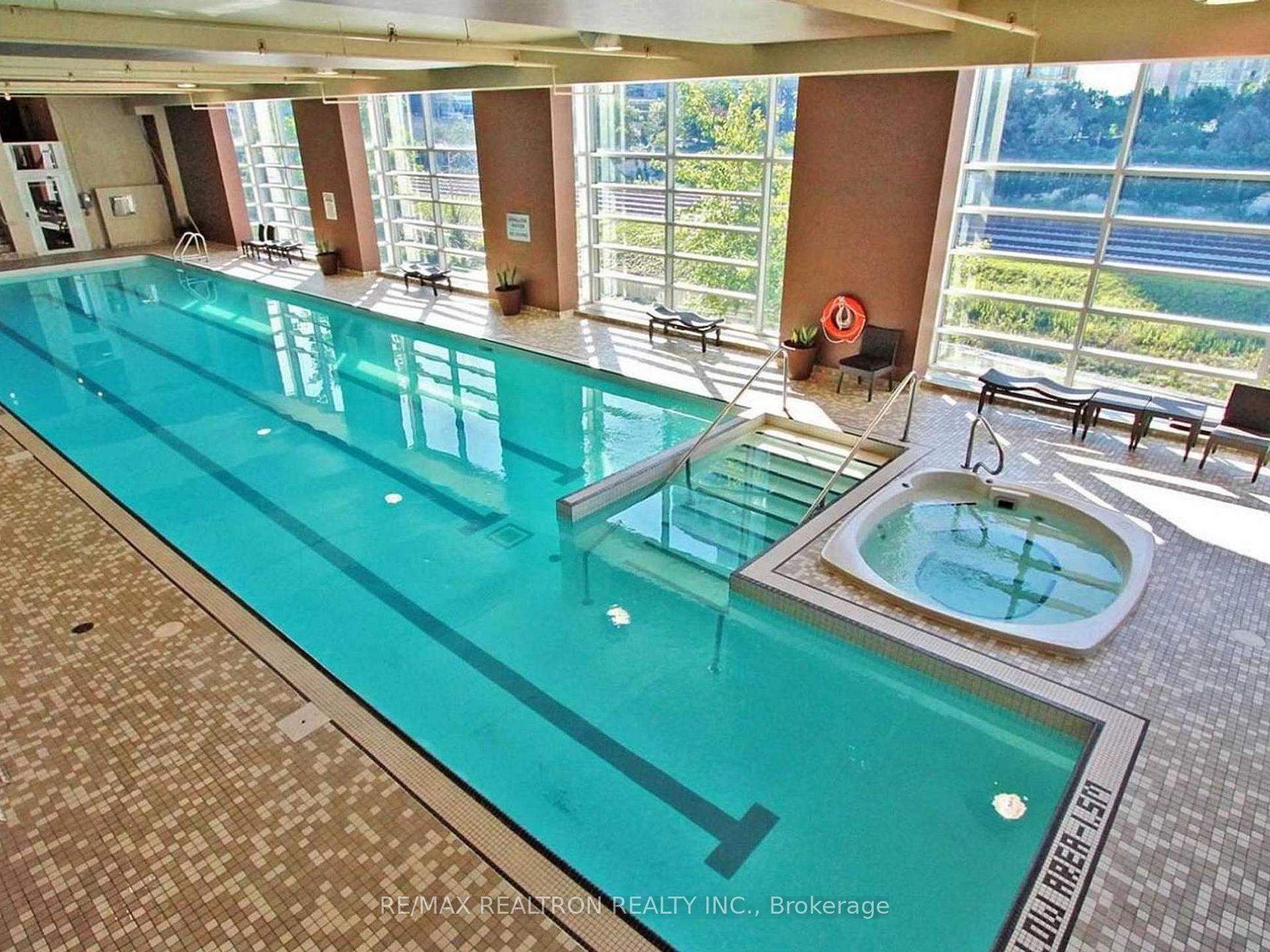 397 Front Street W 2706