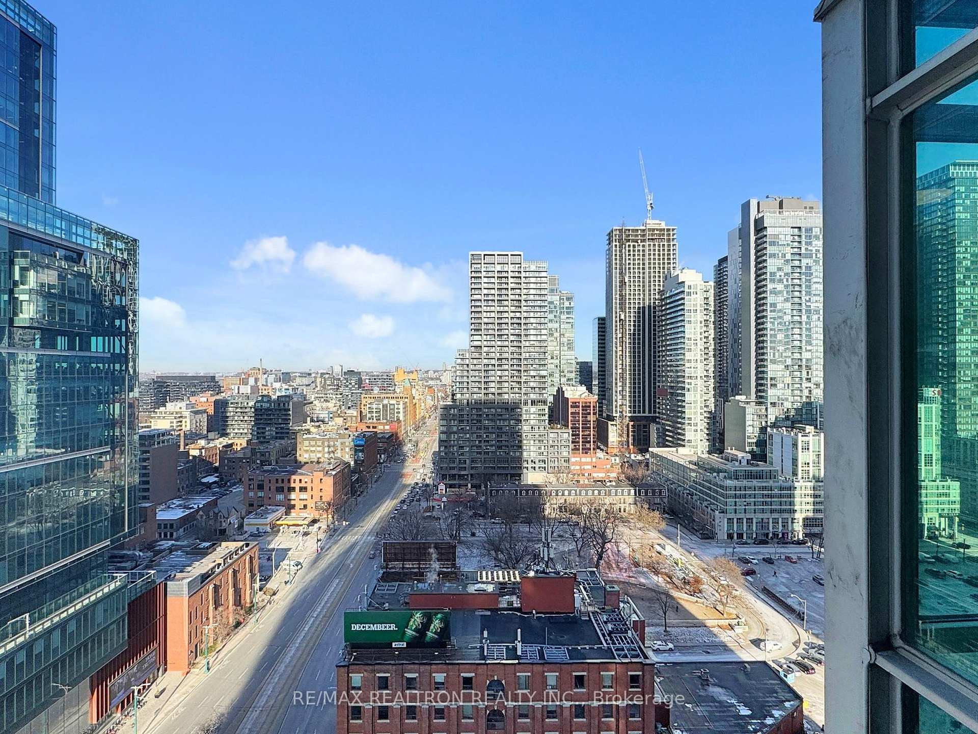 397 Front Street W 2706