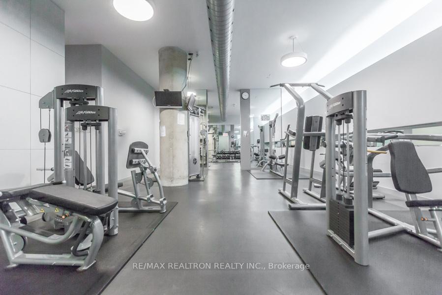 637 Lake Shore Boulevard 208