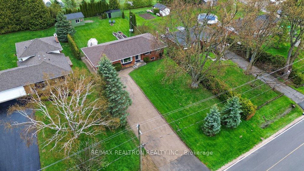 284 Zephyr Road