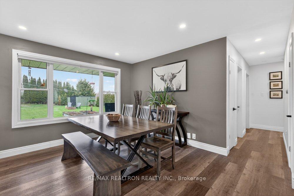 284 Zephyr Road