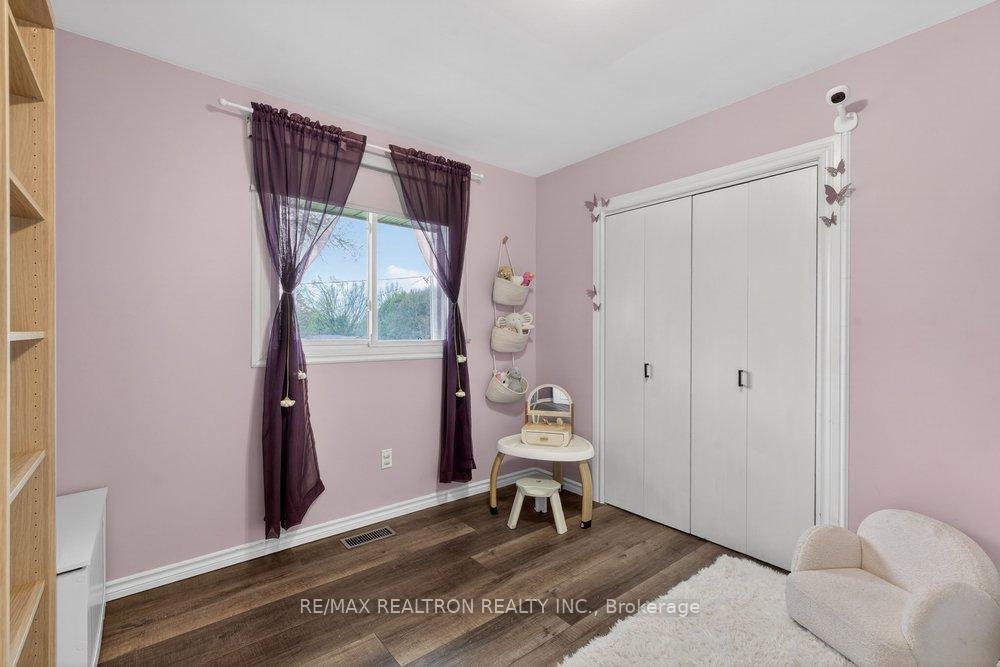 284 Zephyr Road