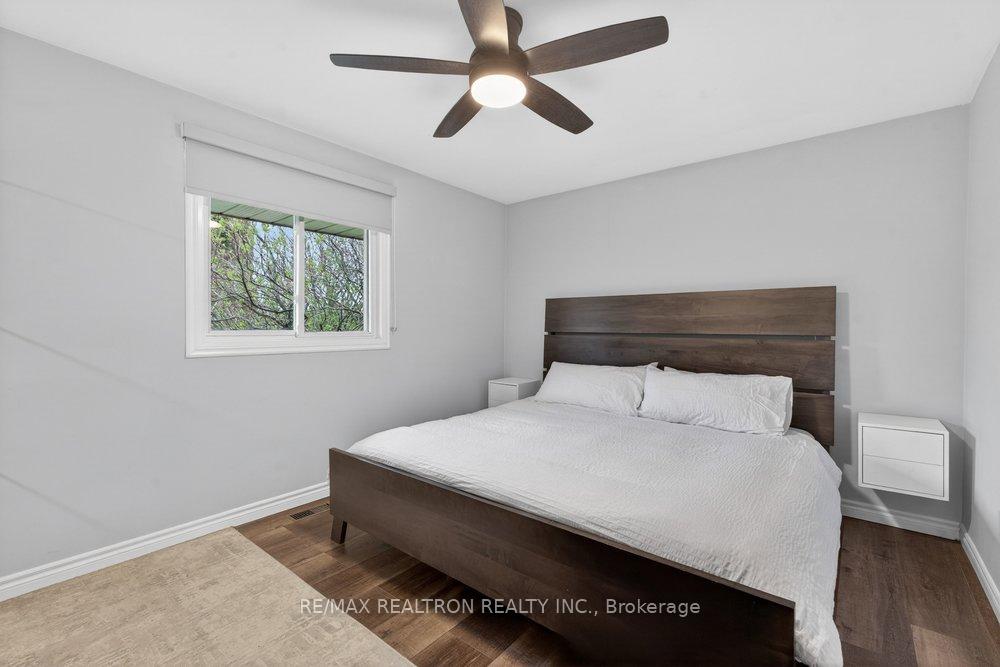 284 Zephyr Road
