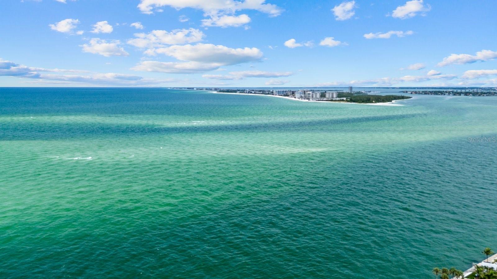 4822 OCEAN BLVD #10E