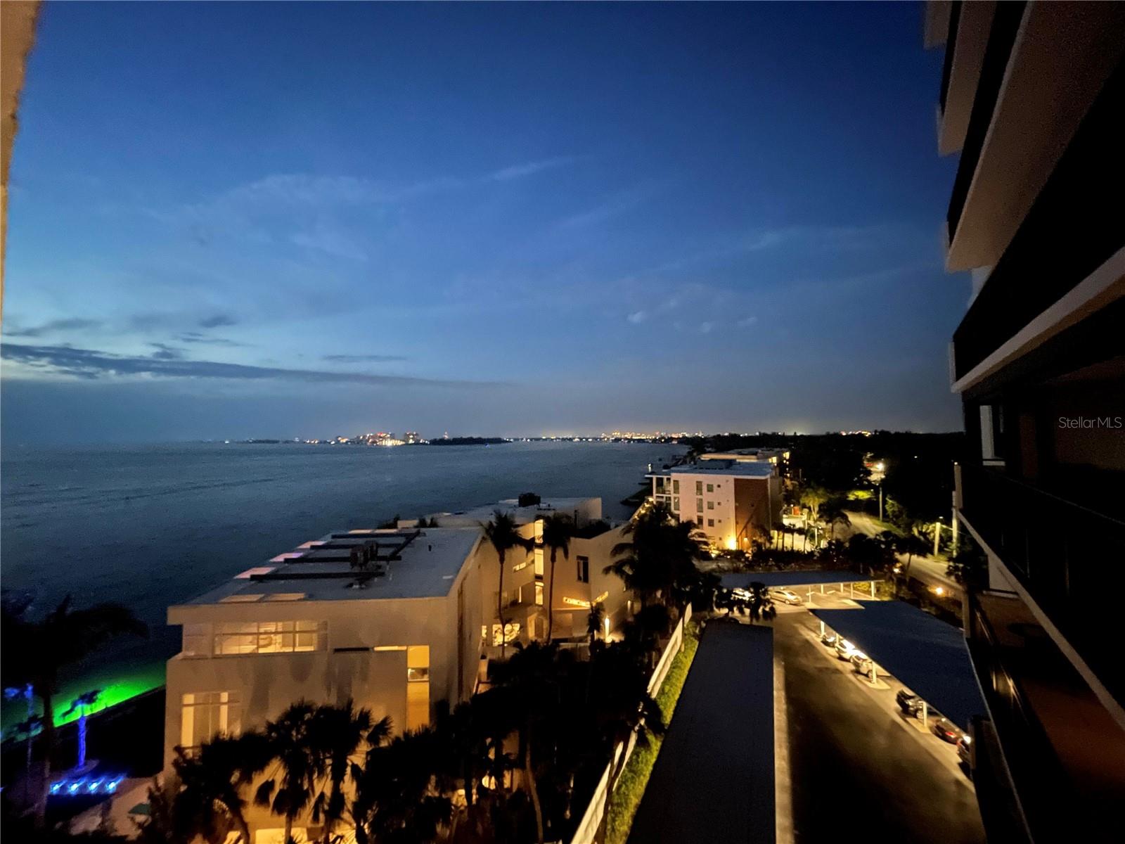 4822 OCEAN BLVD #10E