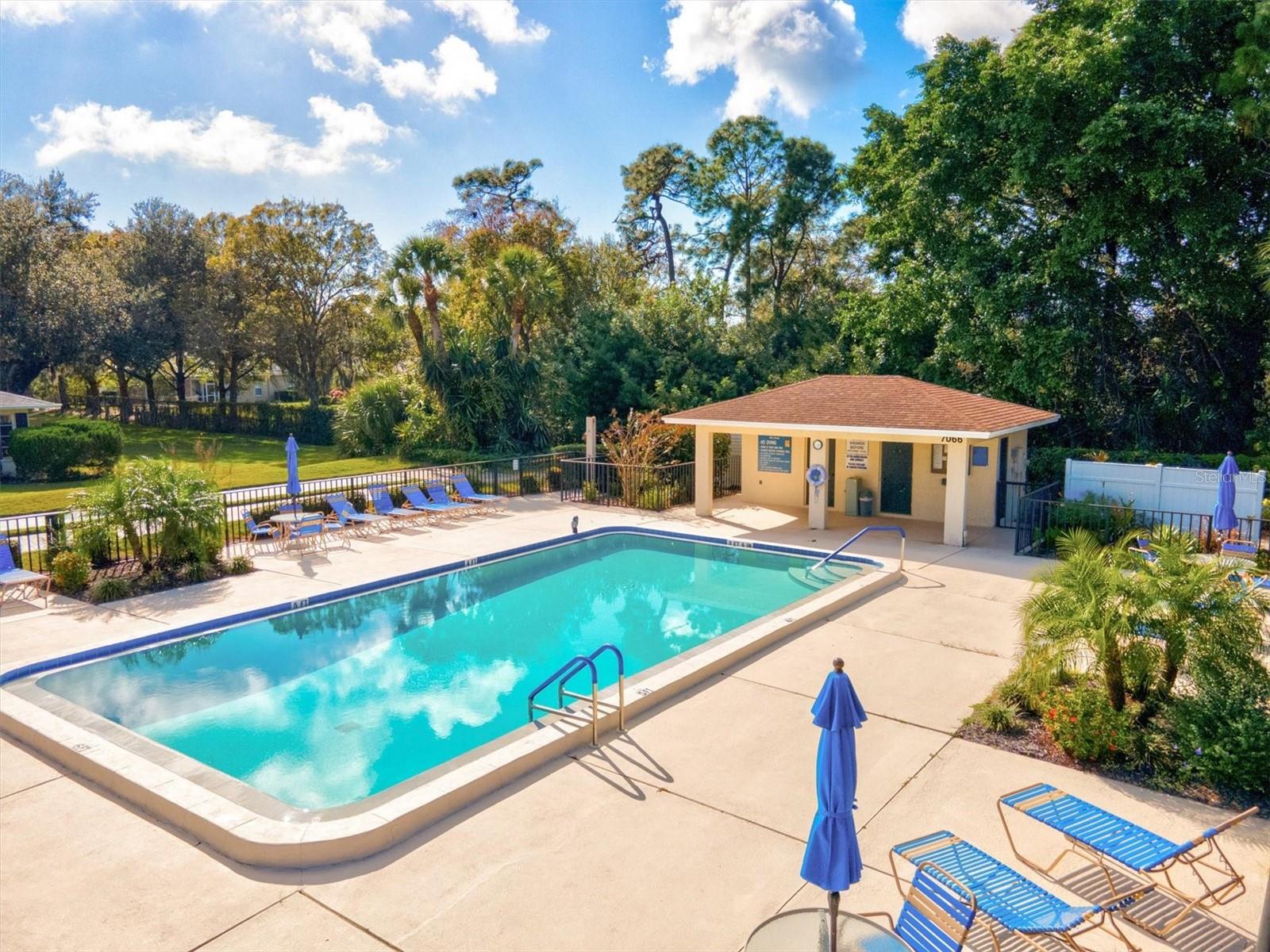 7461 W COUNTRY CLUB DR N #408