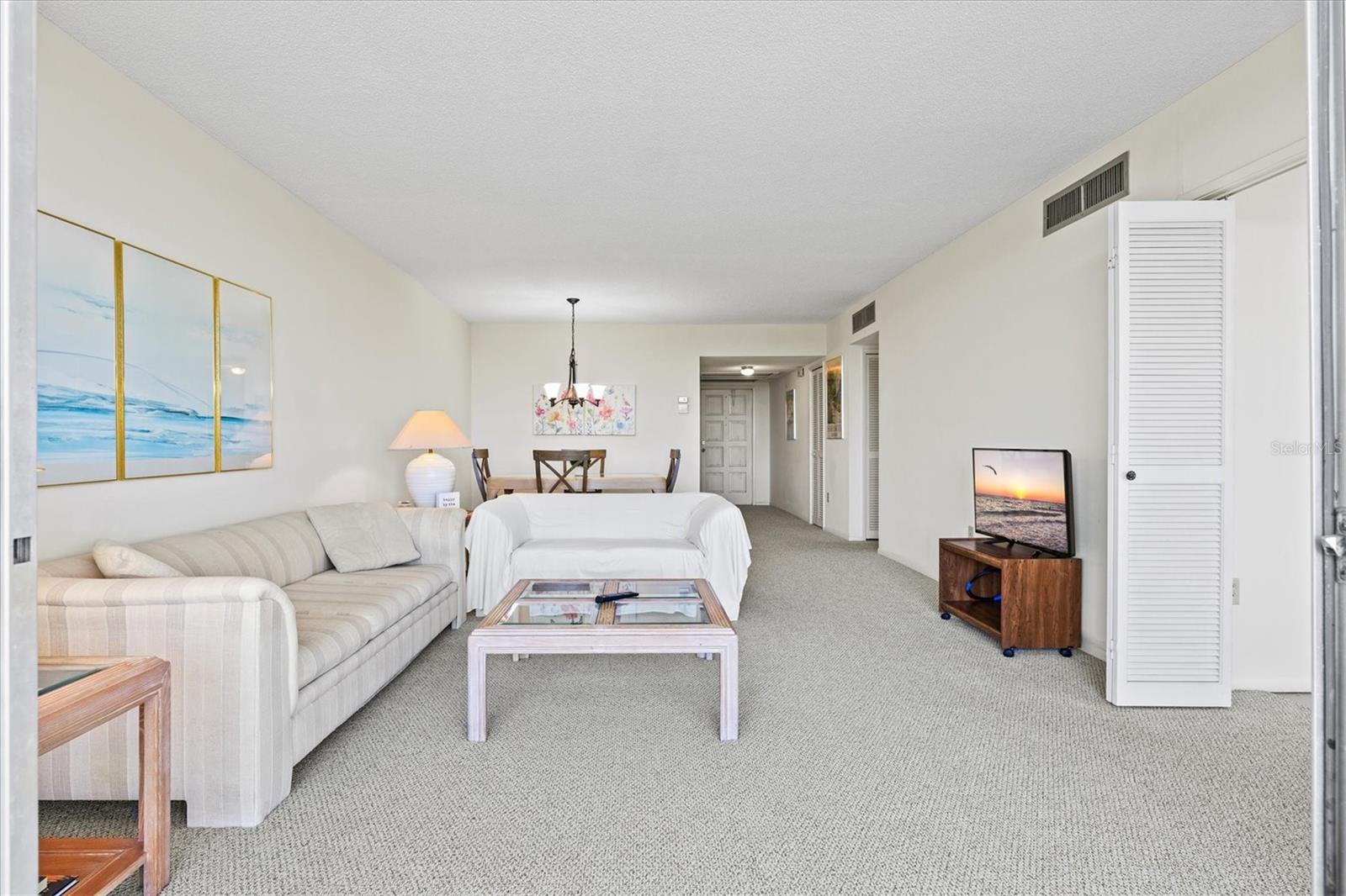 7461 W COUNTRY CLUB DR N #408