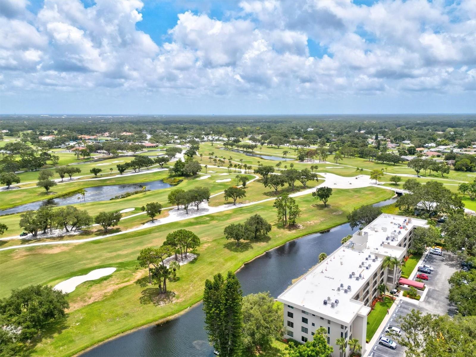 7461 W COUNTRY CLUB DR N #408