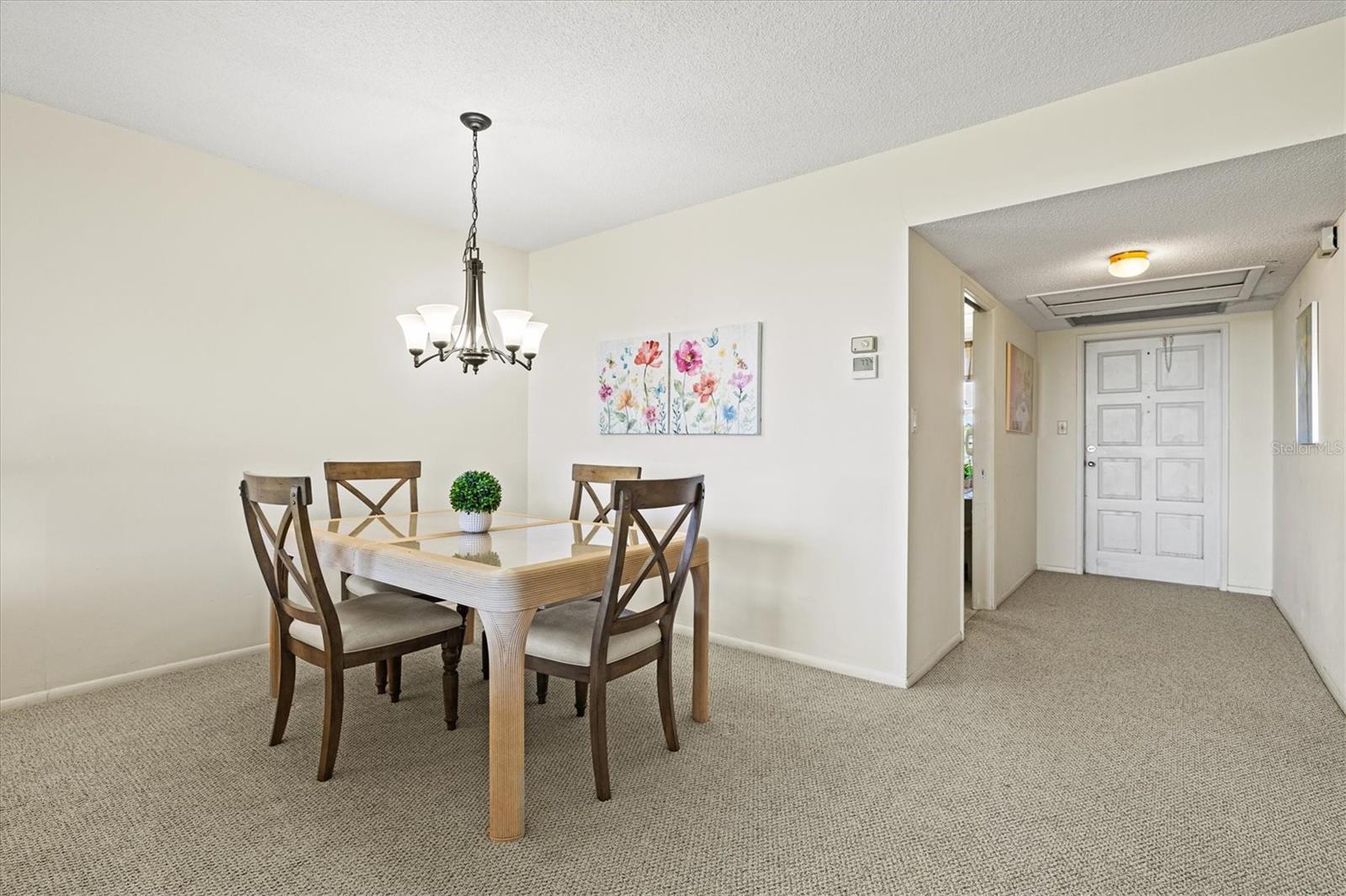 7461 W COUNTRY CLUB DR N #408