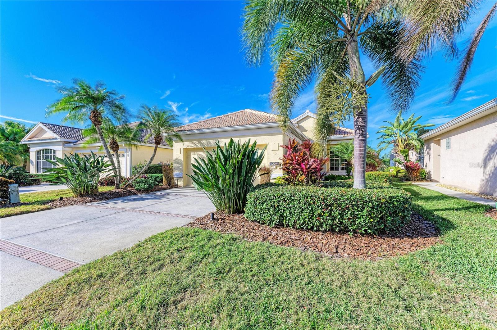 6618 TAILFEATHER WAY