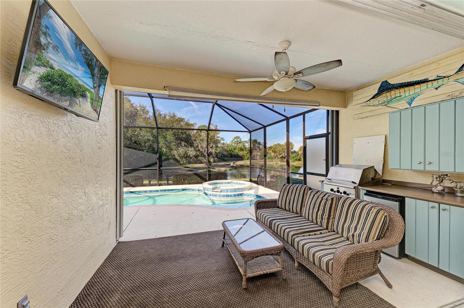 6618 TAILFEATHER WAY