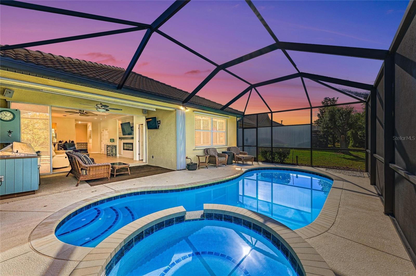 6618 TAILFEATHER WAY