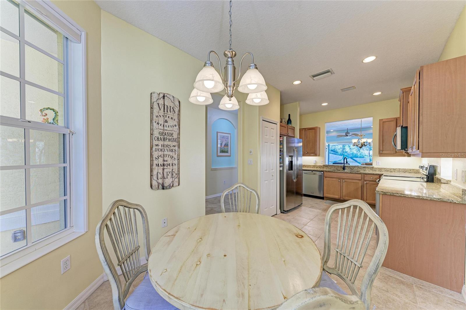 6618 TAILFEATHER WAY