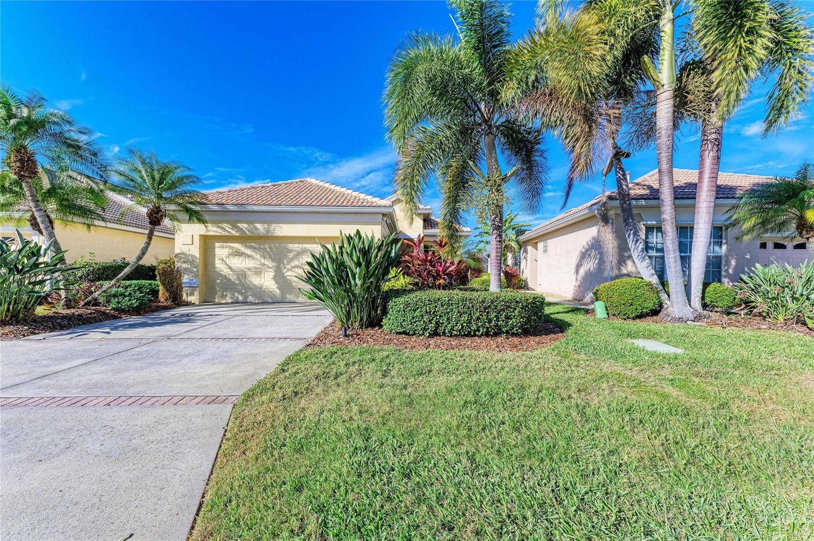 6618 TAILFEATHER WAY