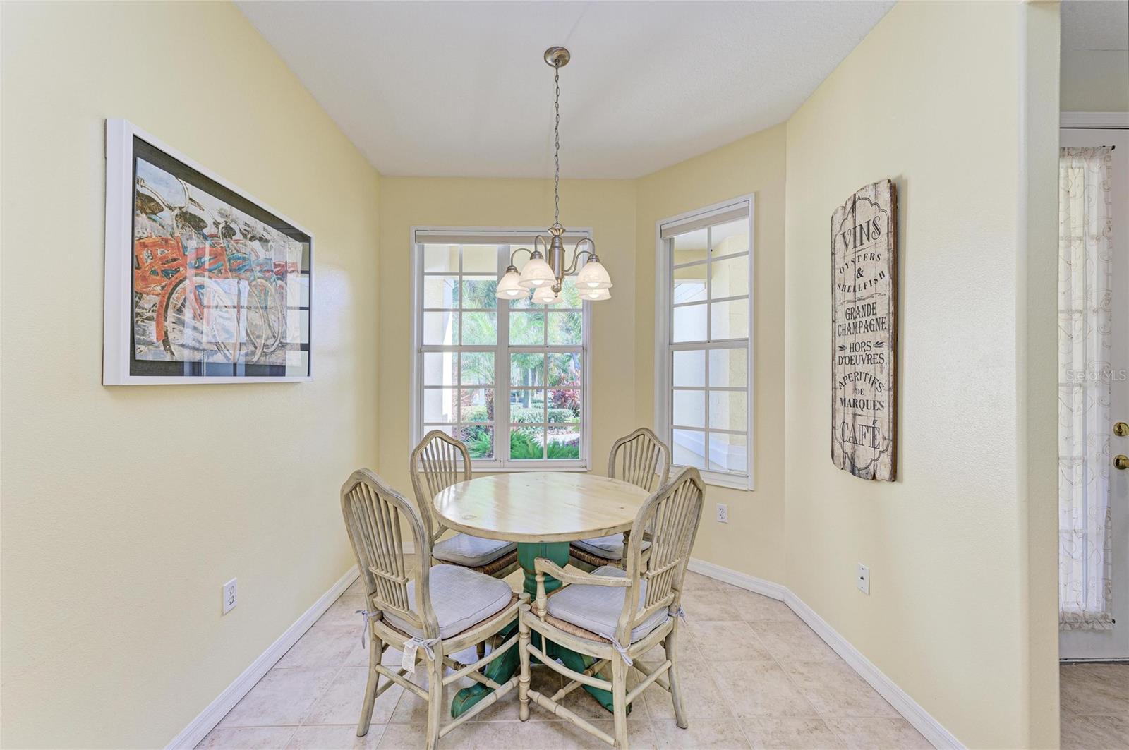 6618 TAILFEATHER WAY