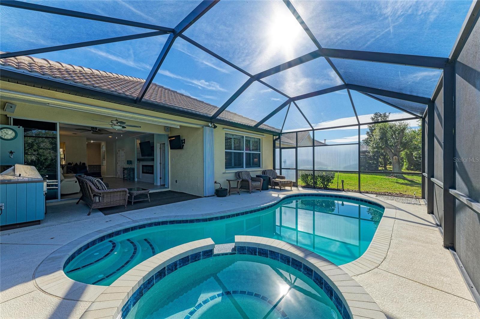 6618 TAILFEATHER WAY