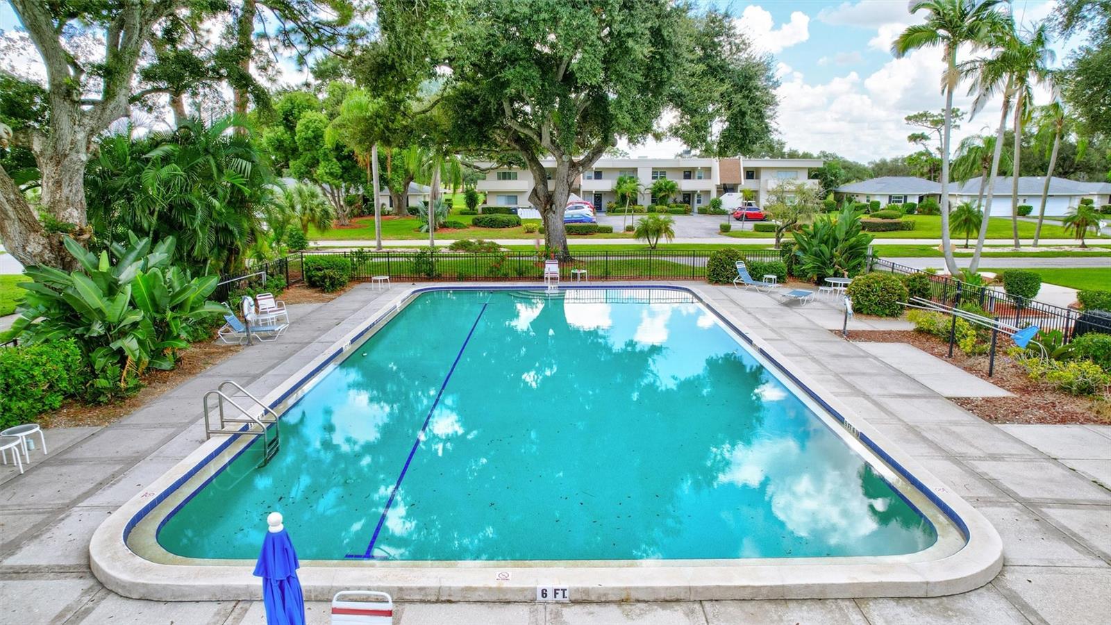 7461 W COUNTRY CLUB DR N #408