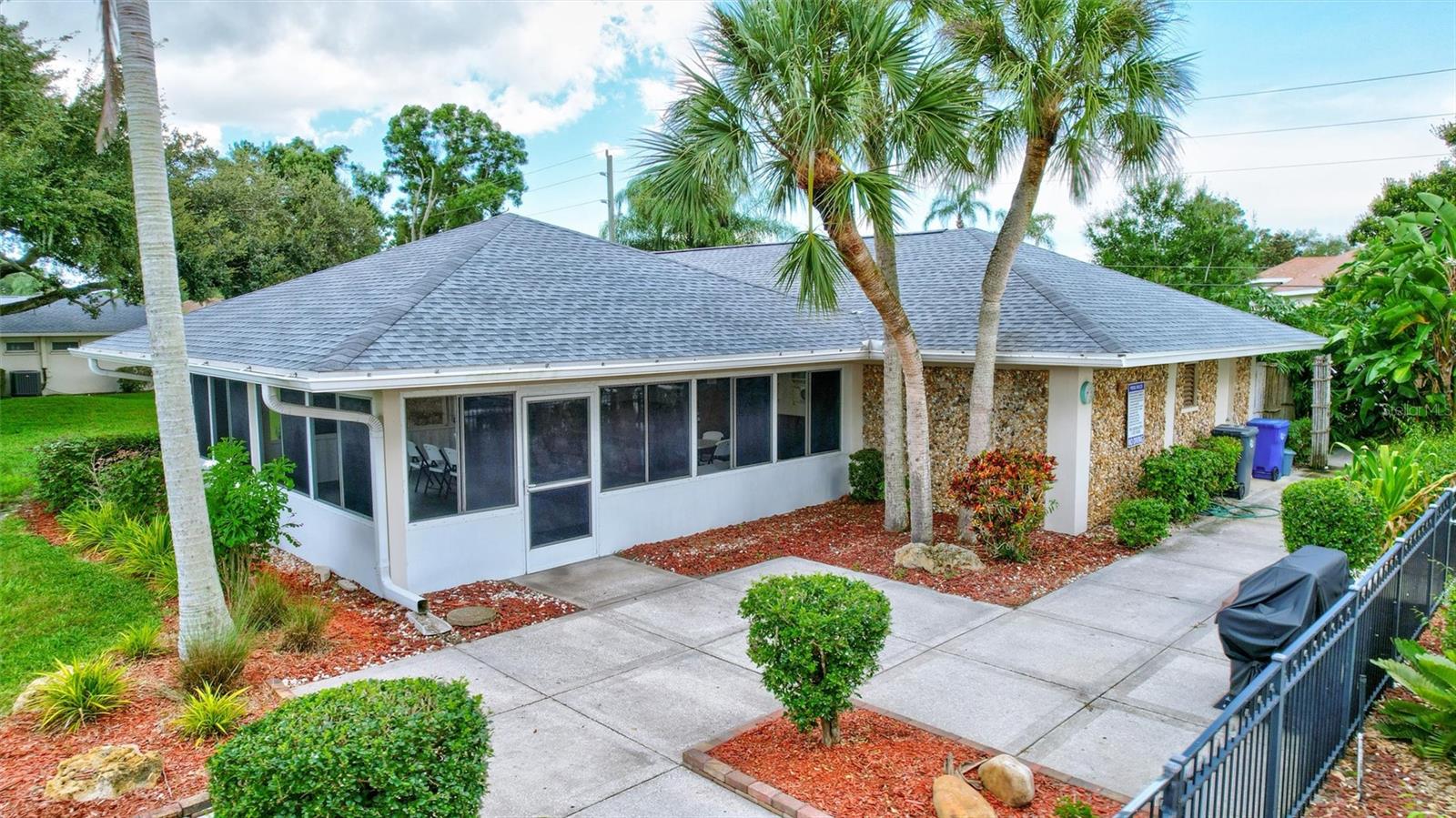 7461 W COUNTRY CLUB DR N #408