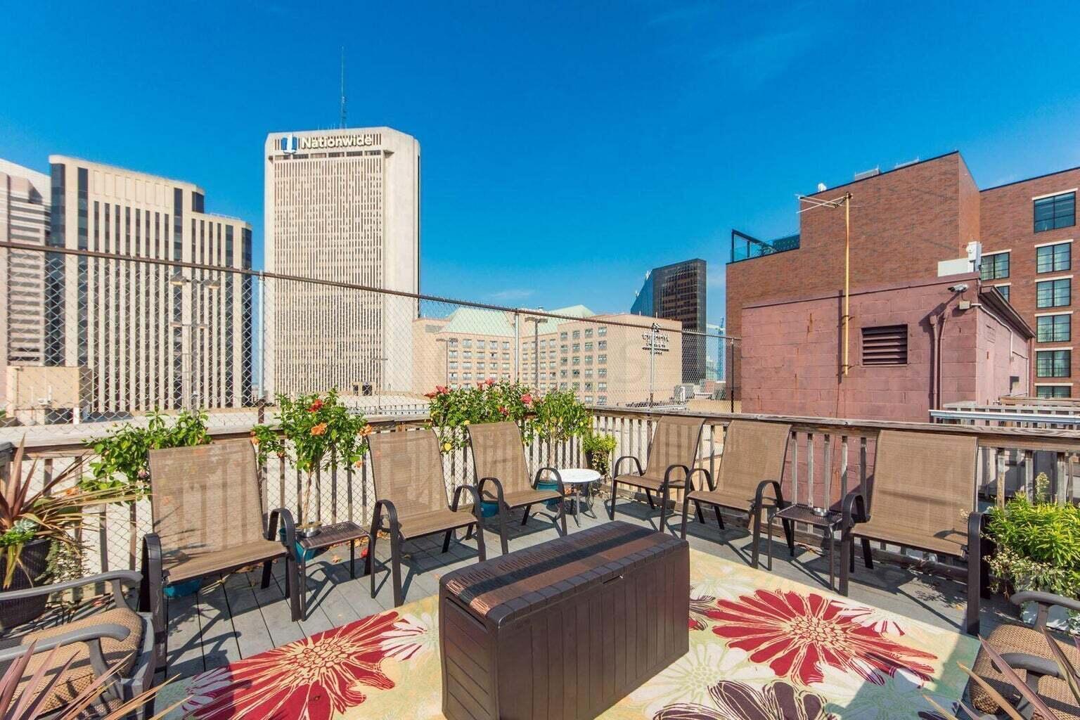 78 E Chestnut Street, 508