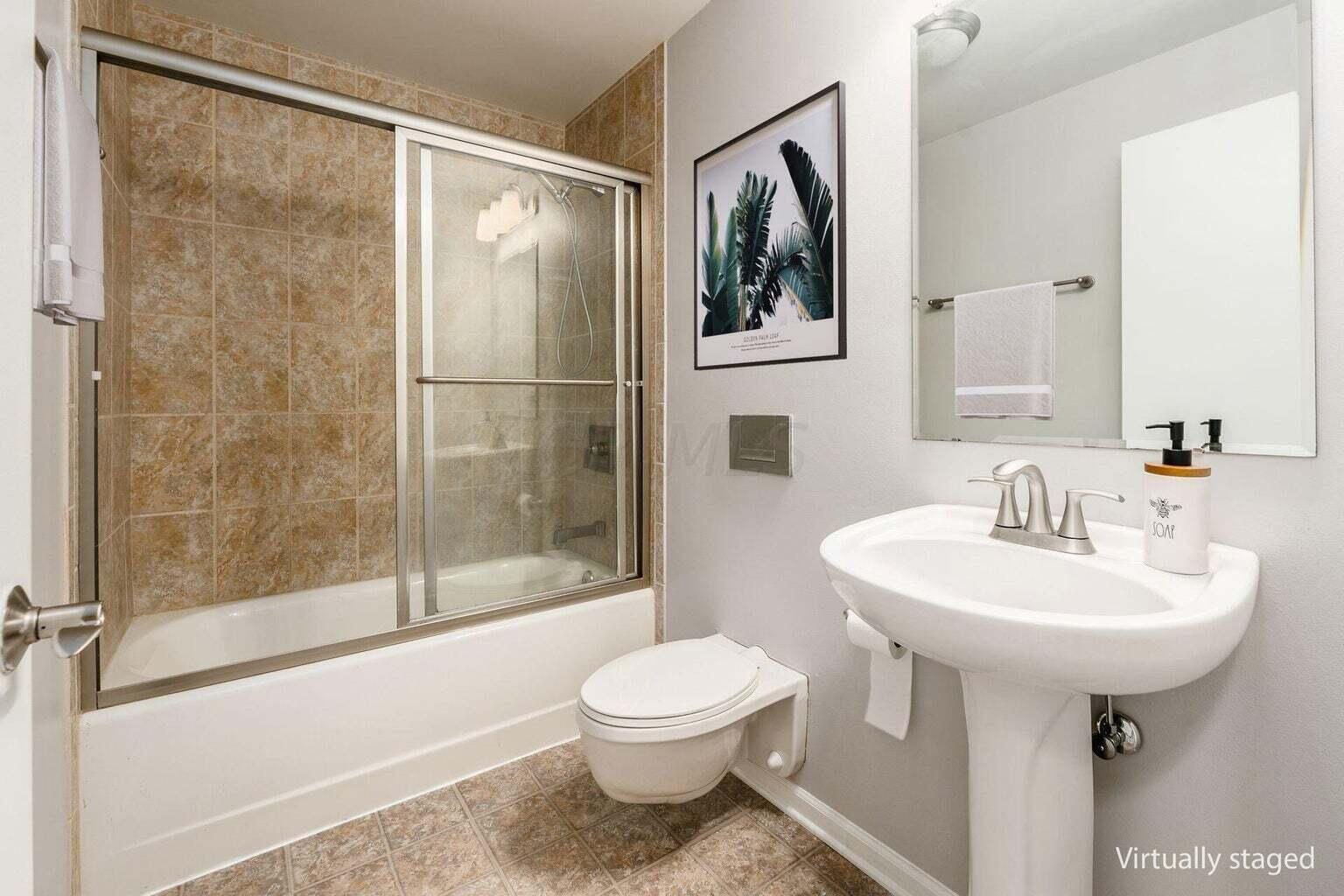 78 E Chestnut Street, 508