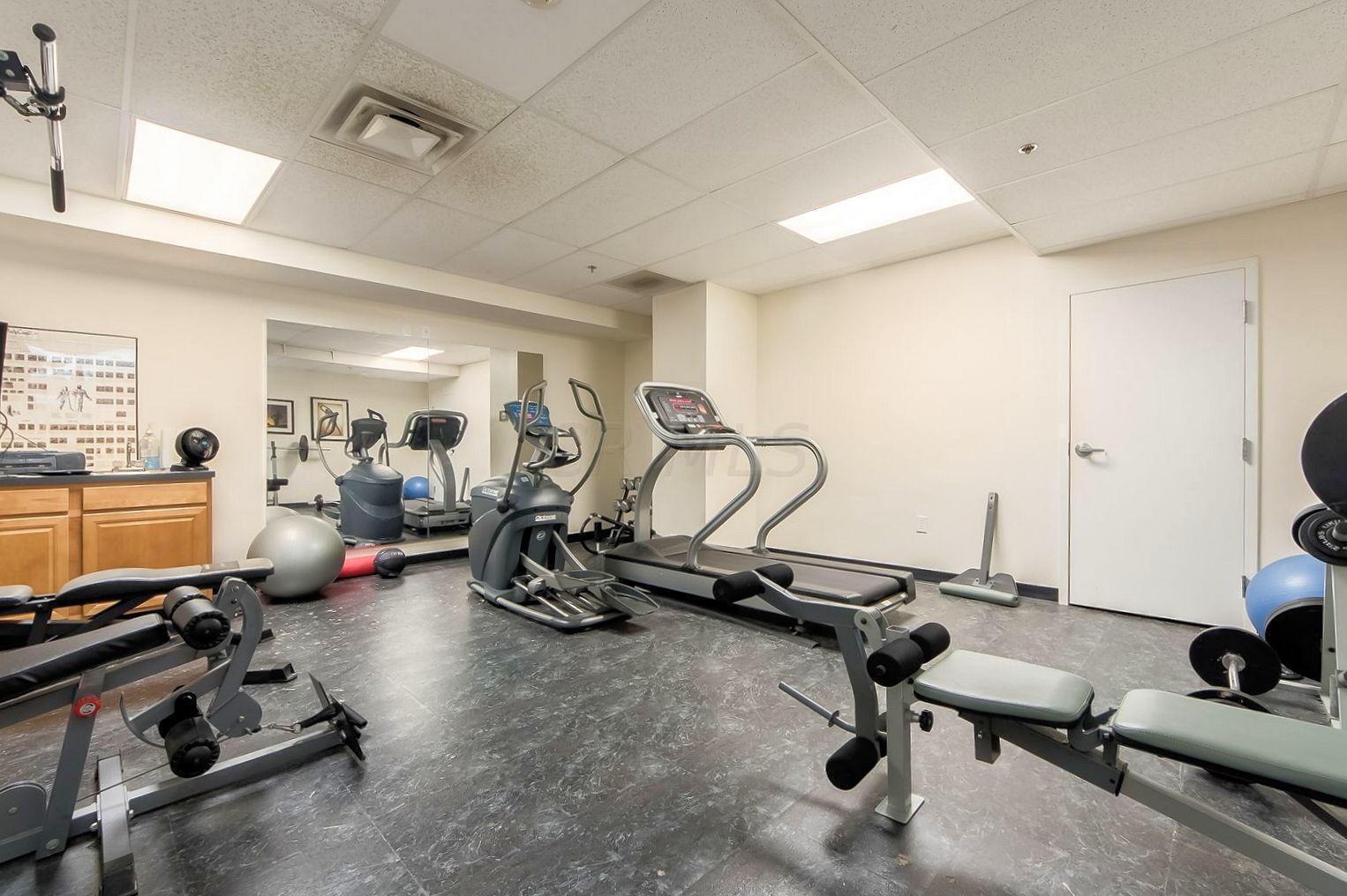 78 E Chestnut Street, 508