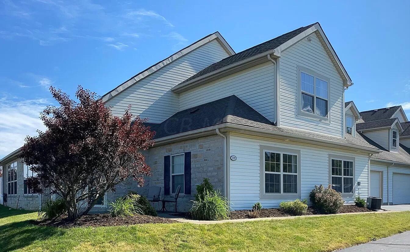 122 Maple Leaf Drive