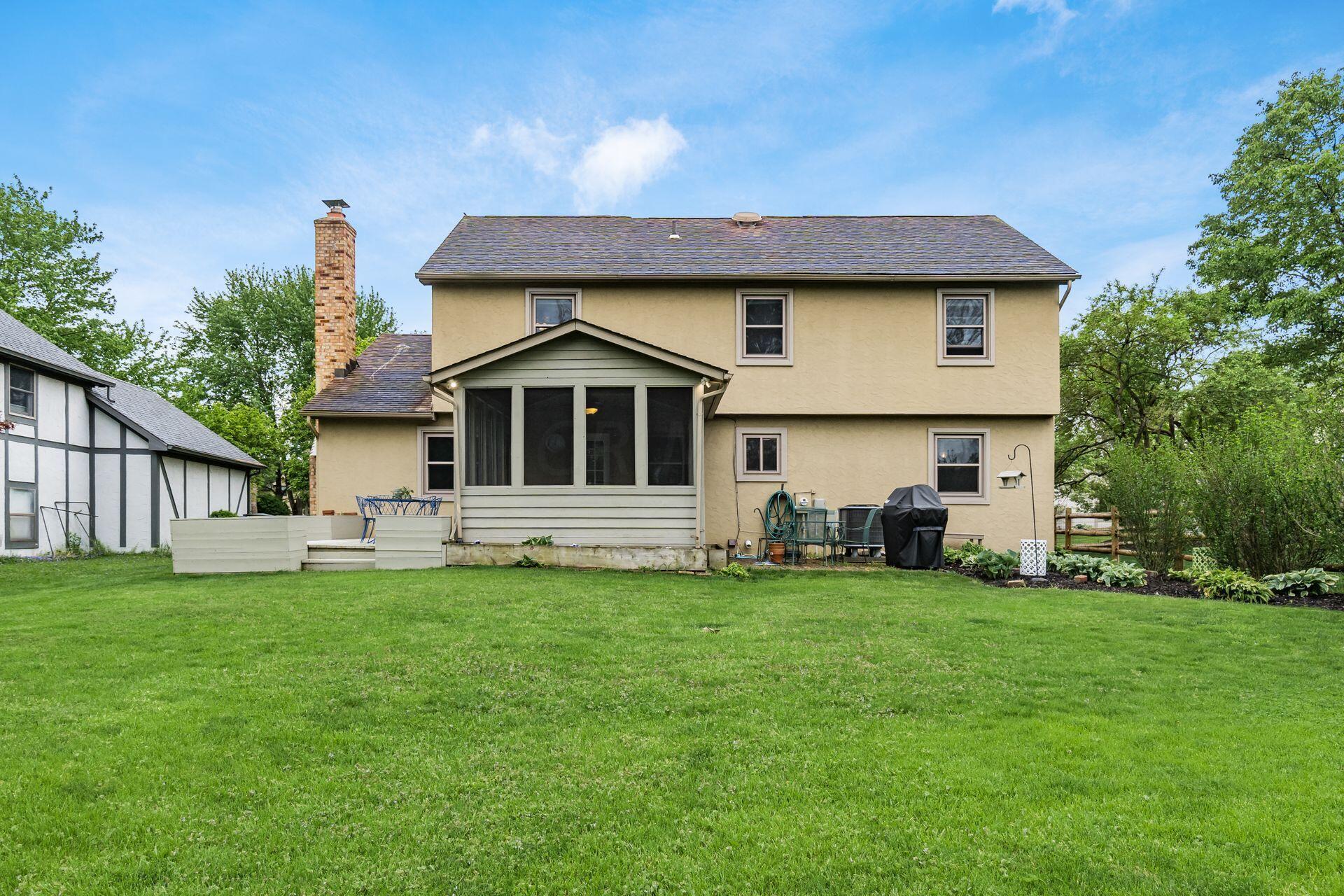 1302 Cross Country Drive