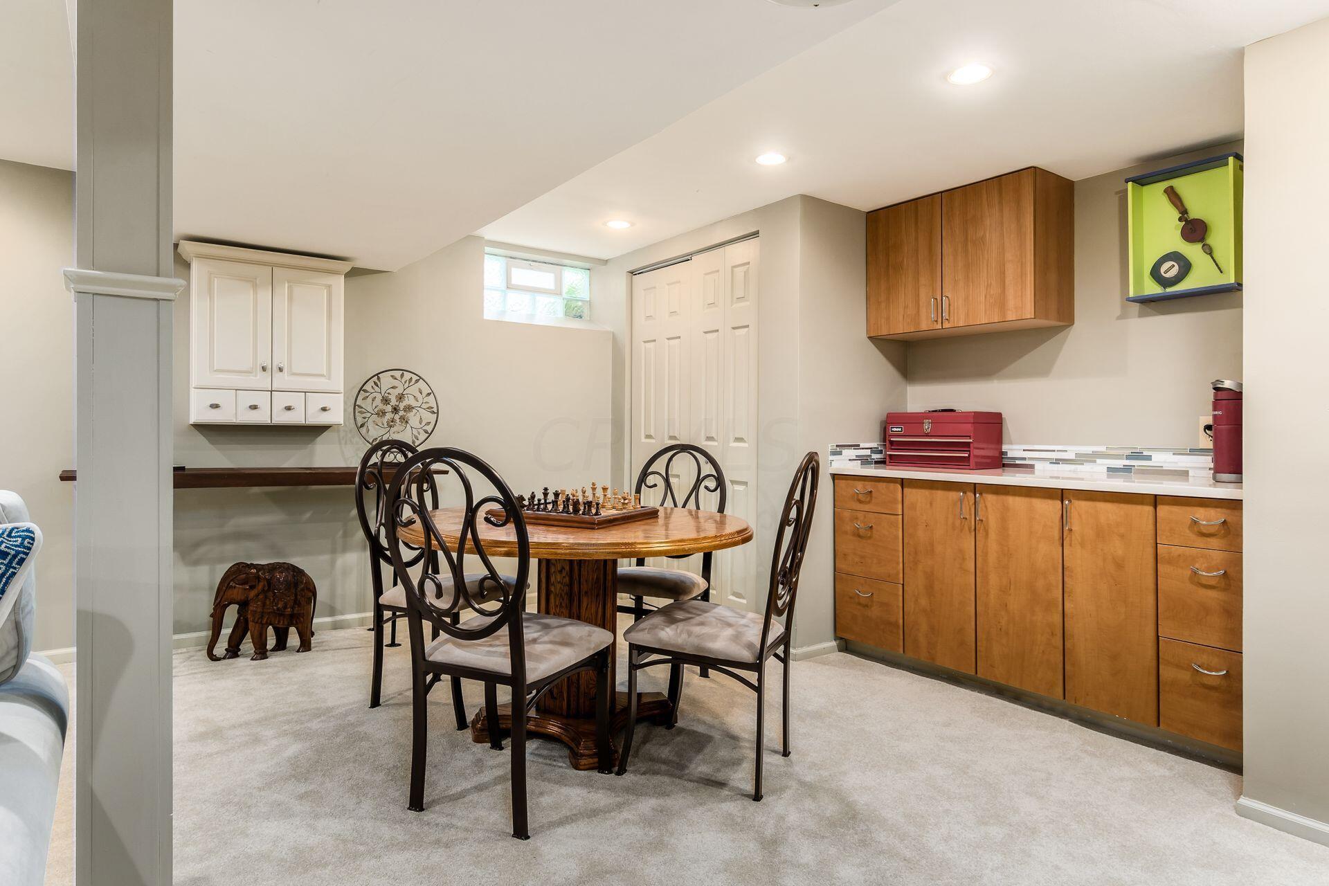 1302 Cross Country Drive