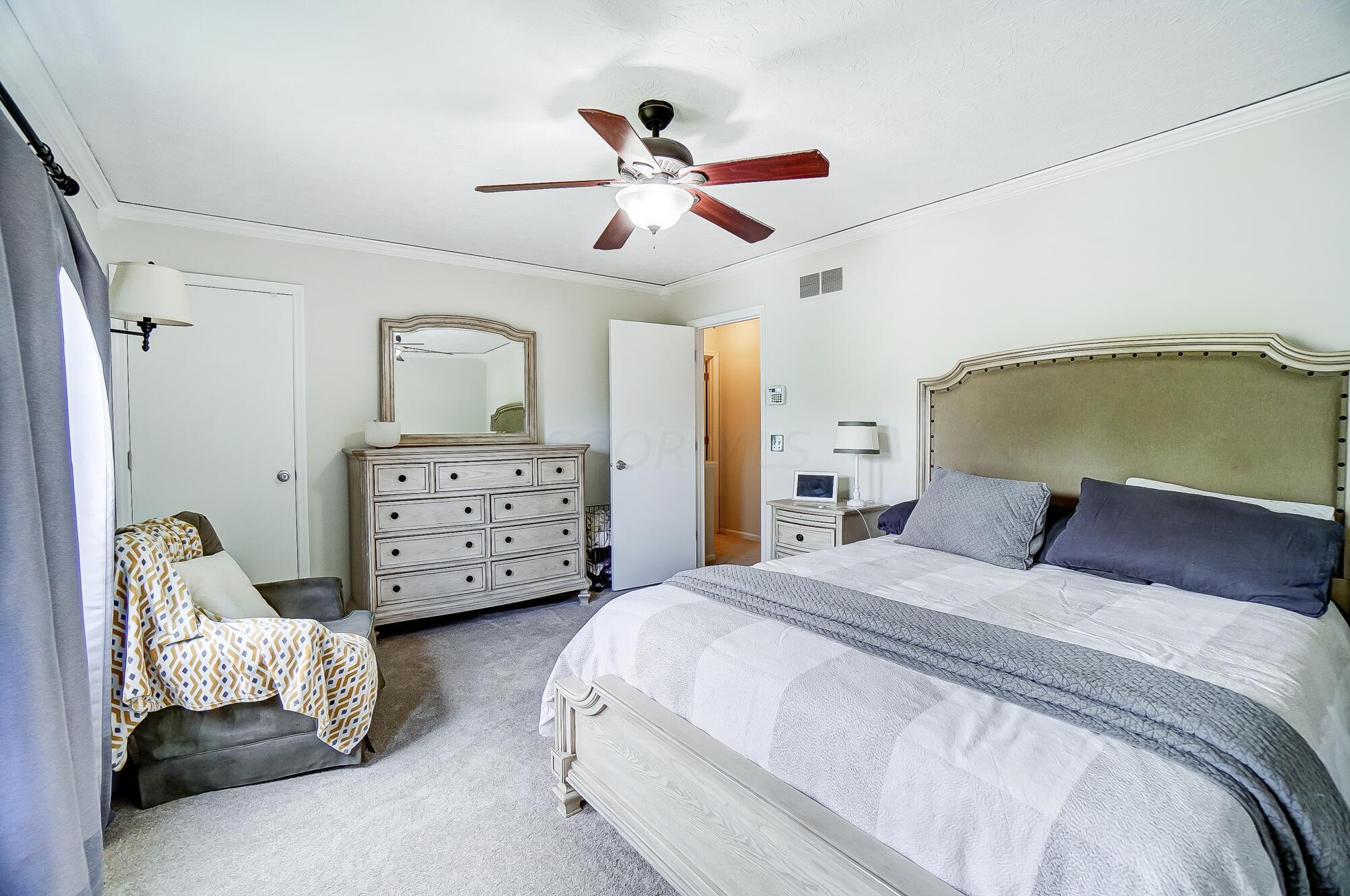 5509 Rushden Drive