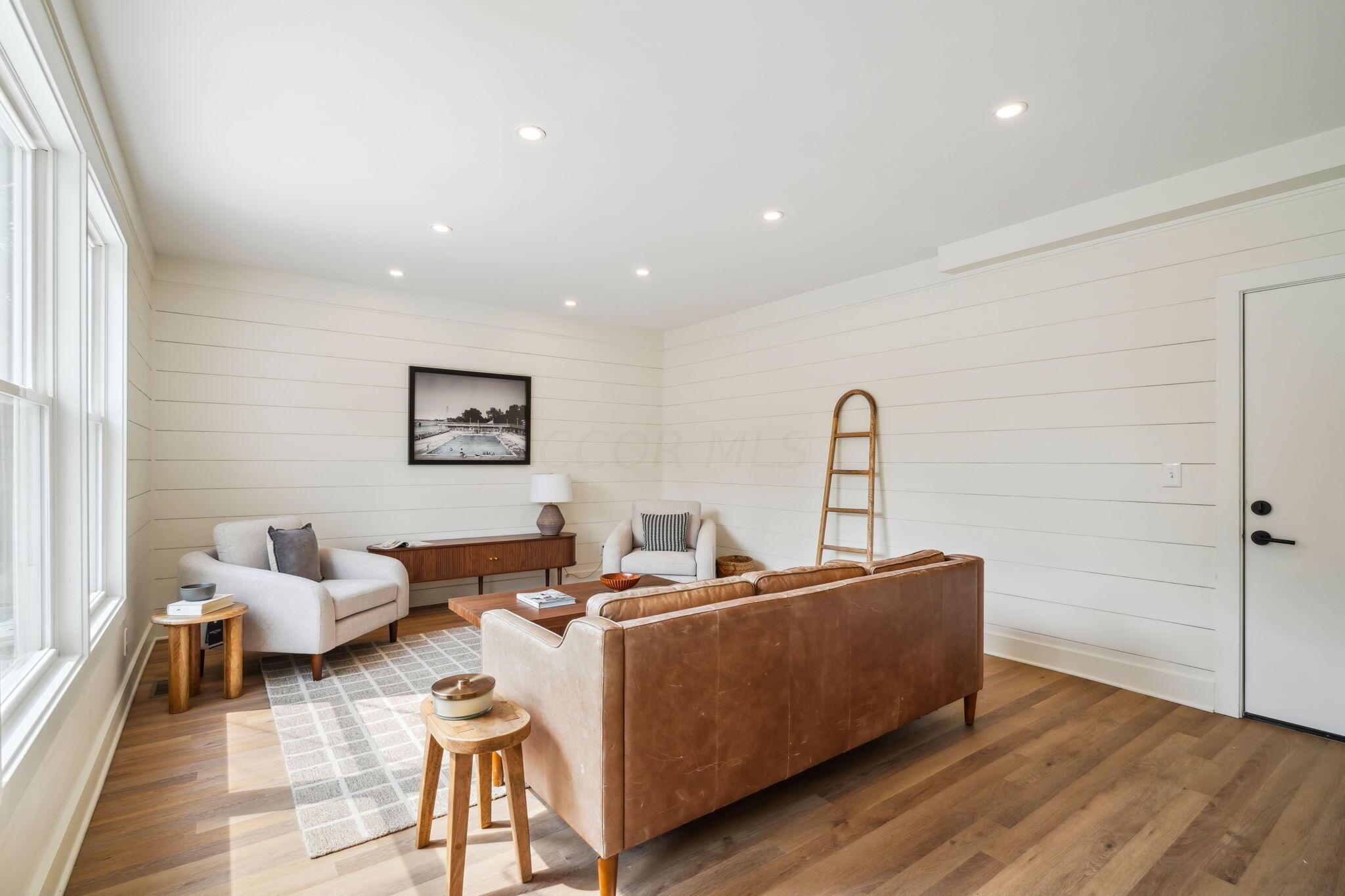 4484 Willowbrook Road